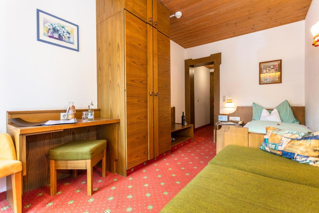 Gasthof Oberwirt Und Hotel Elisabeth Gerlos Buitenkant foto