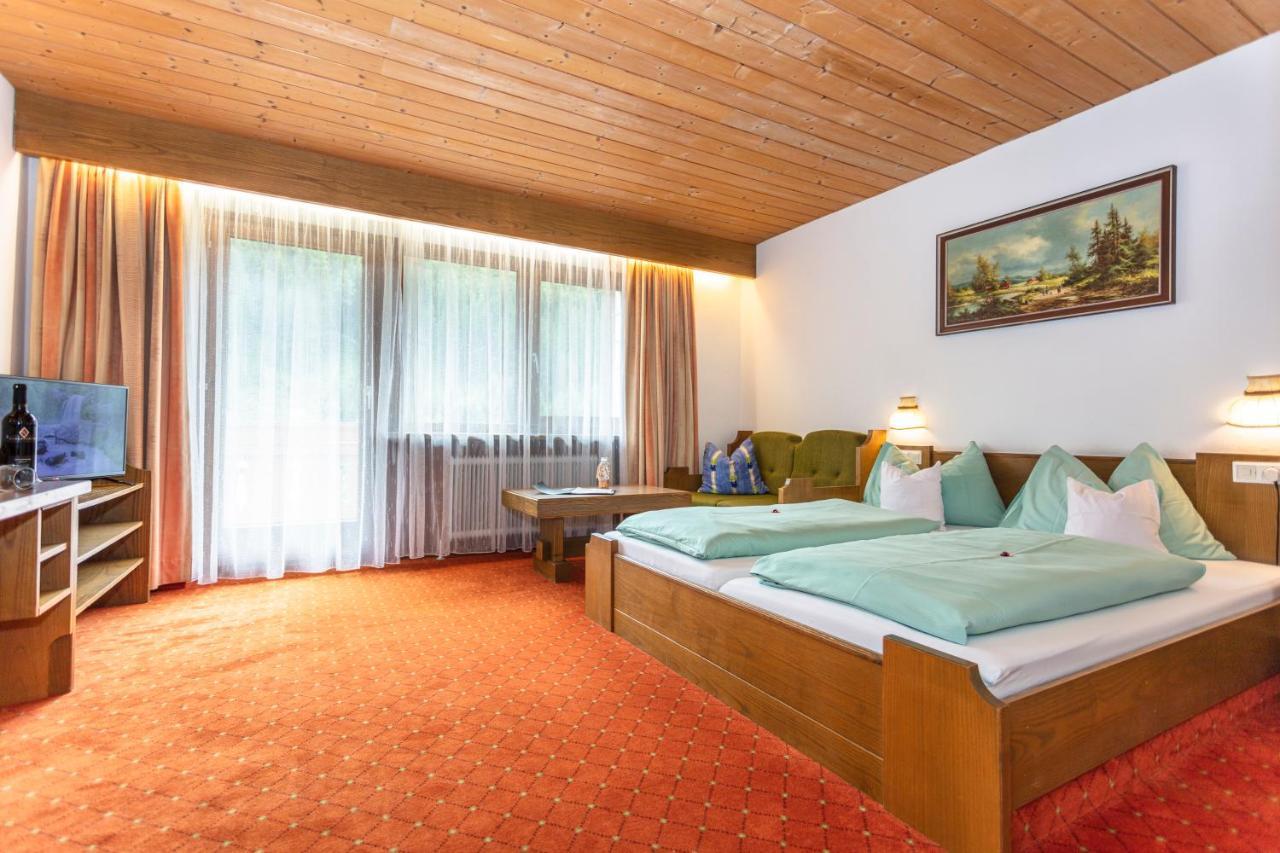 Gasthof Oberwirt Und Hotel Elisabeth Gerlos Buitenkant foto